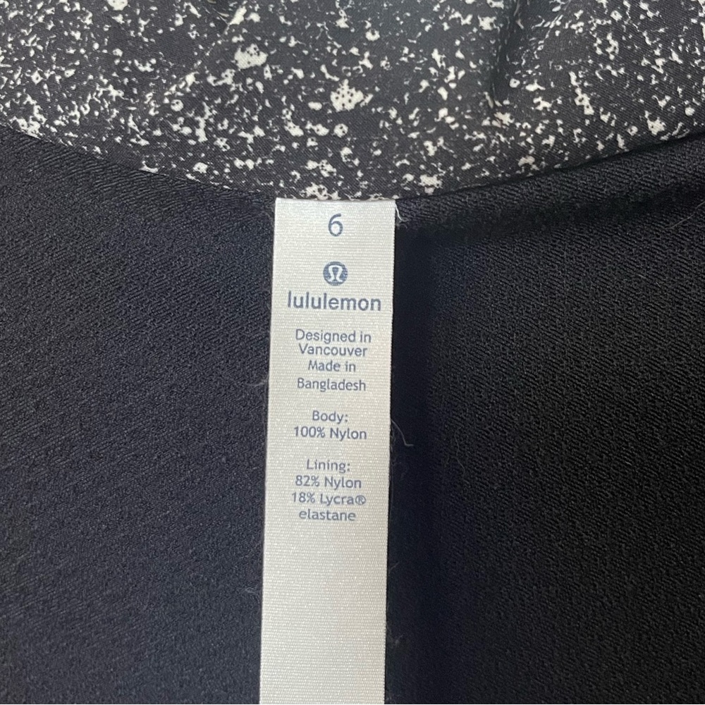 Lululemon Jacket - Picture 2 of 4
